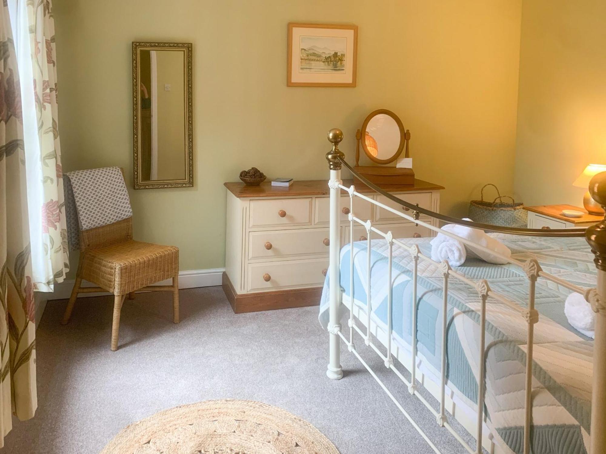 The Yellow House Gorleston-on-Sea Екстериор снимка